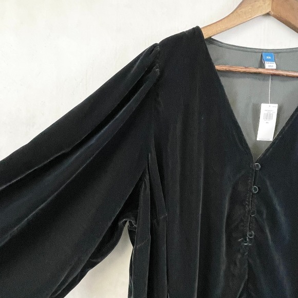 Old Navy Velvet Top Womens XXL Bishop Sleeve Soft‎ Goth Noir Witchy Going Out - Picture 6 of 13